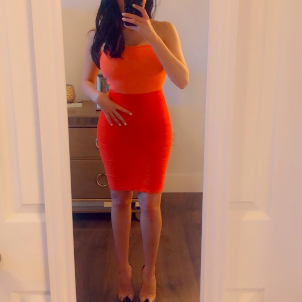 Strapless dress